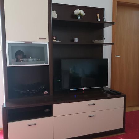 New Point Appartement Zagreb Buitenkant foto