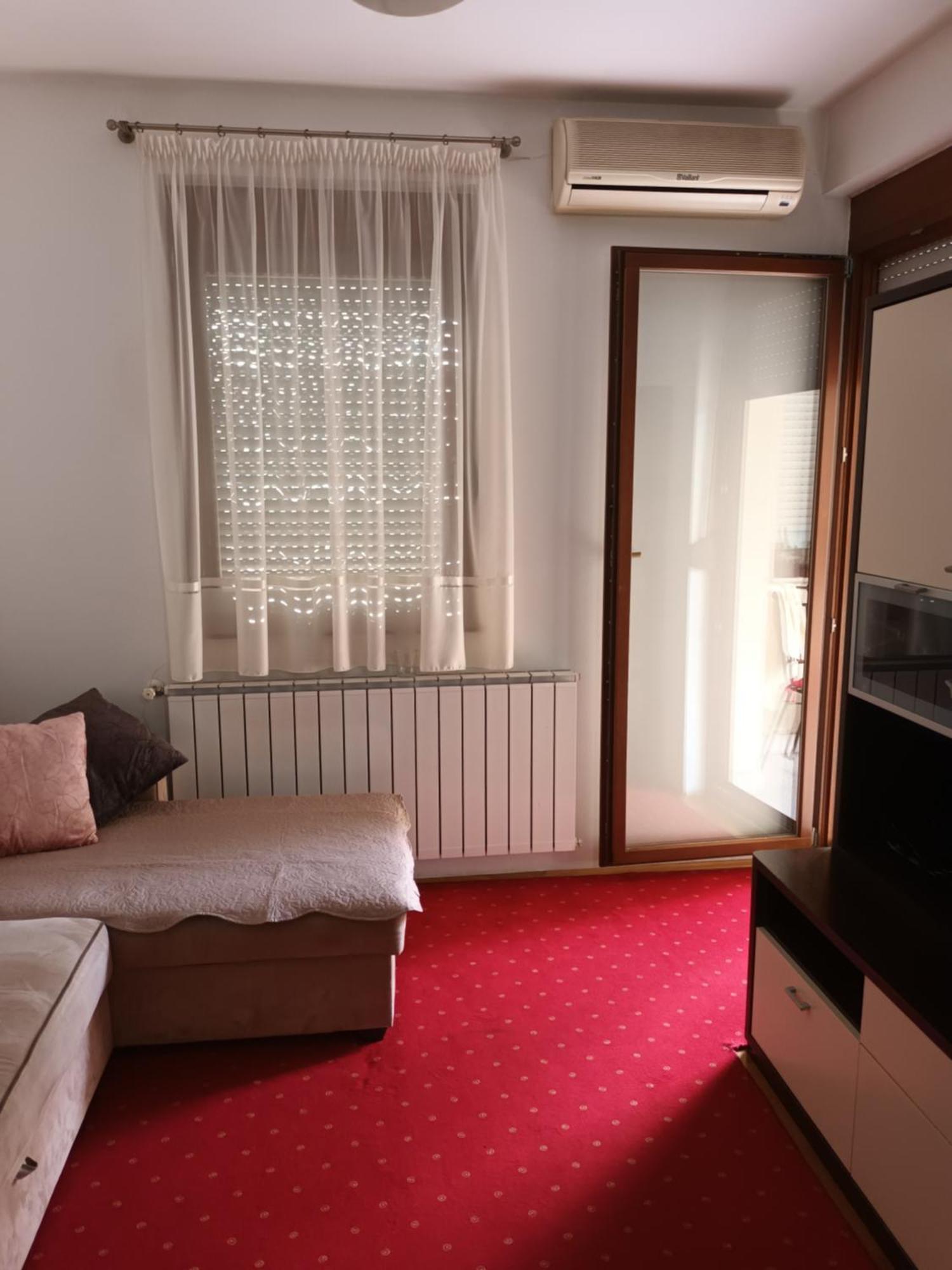New Point Appartement Zagreb Buitenkant foto
